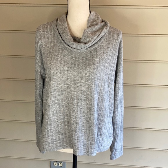 NWT Bp Grey Heather Brushed Knot Cowl Neck Sweater - Picture 2 of 8